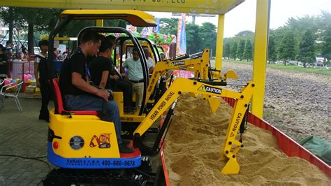 mini excavator sand box